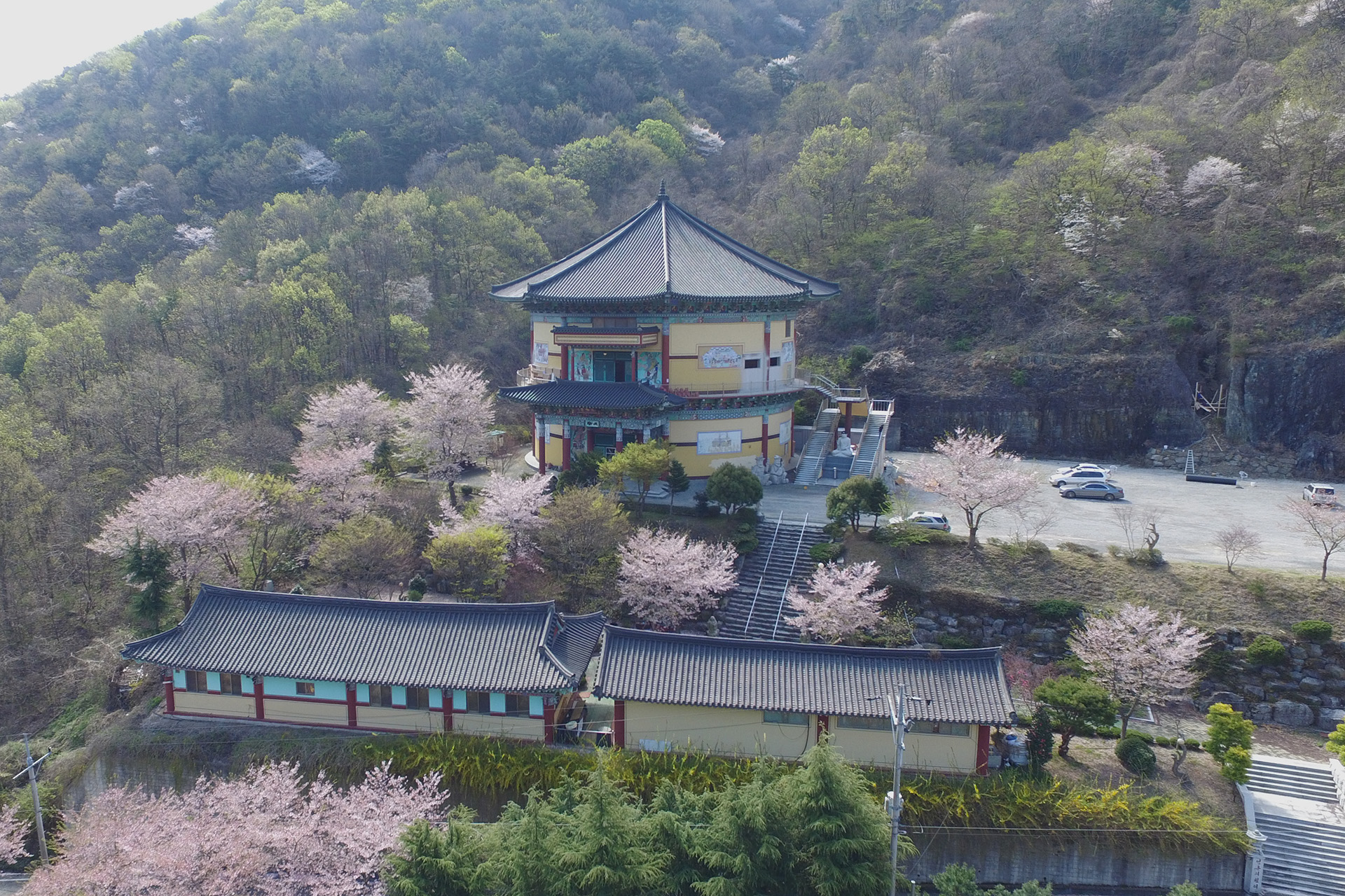 수암사