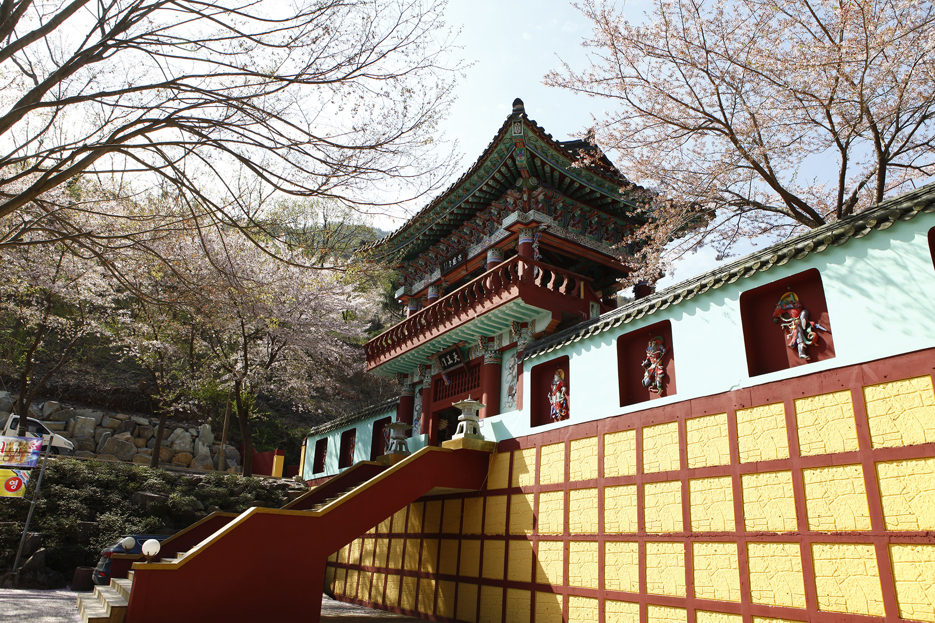 수암사