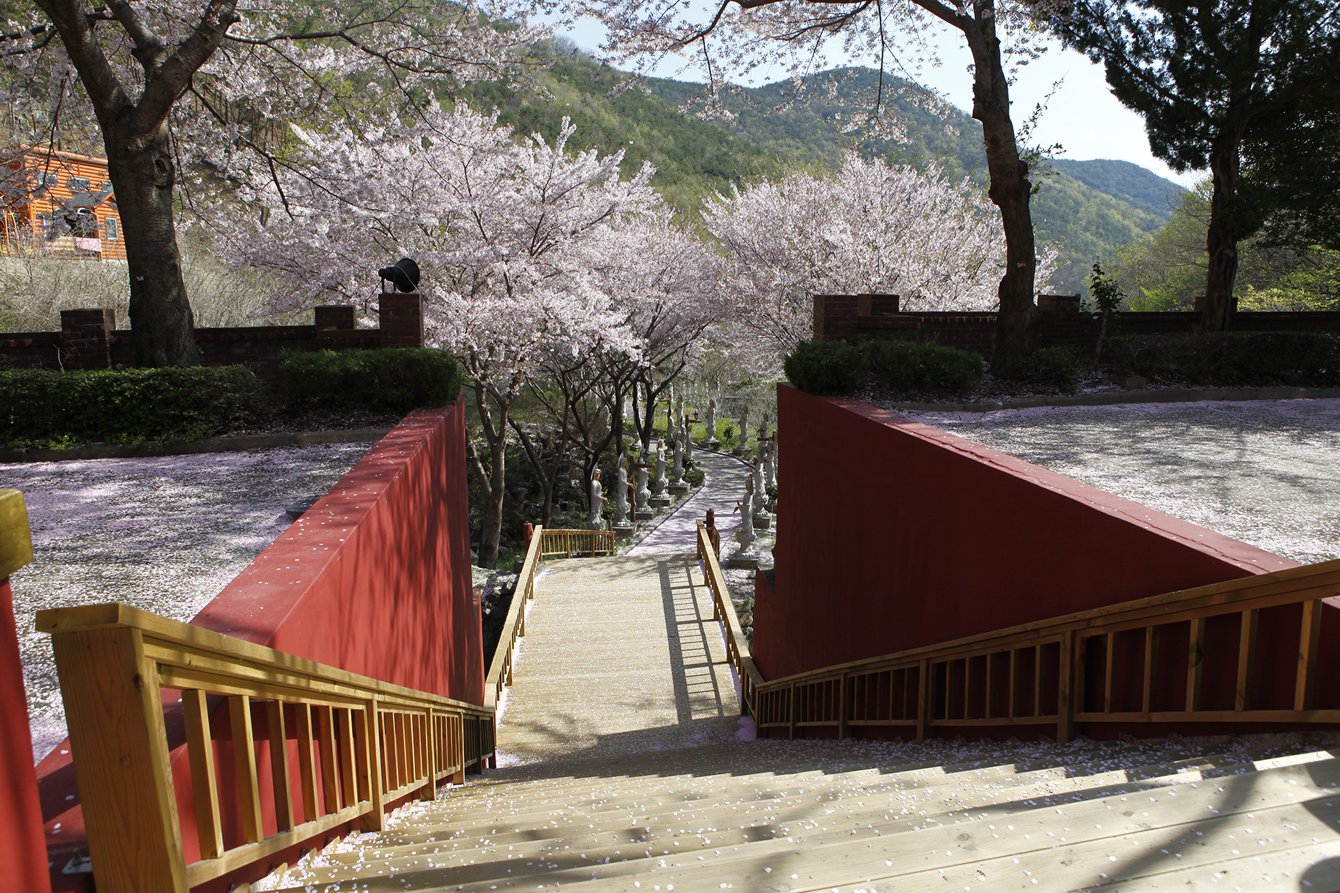 수암사