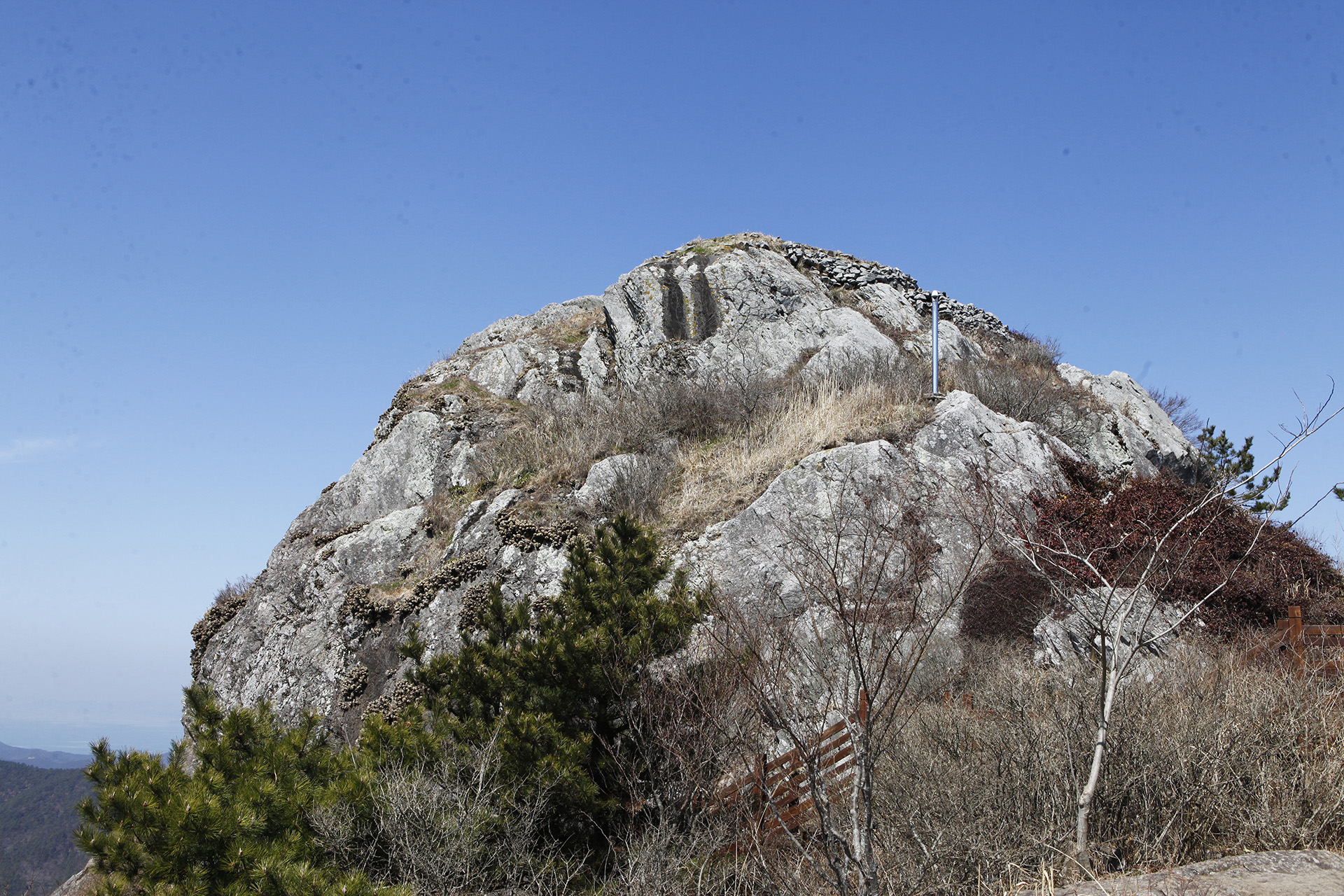 미륵산