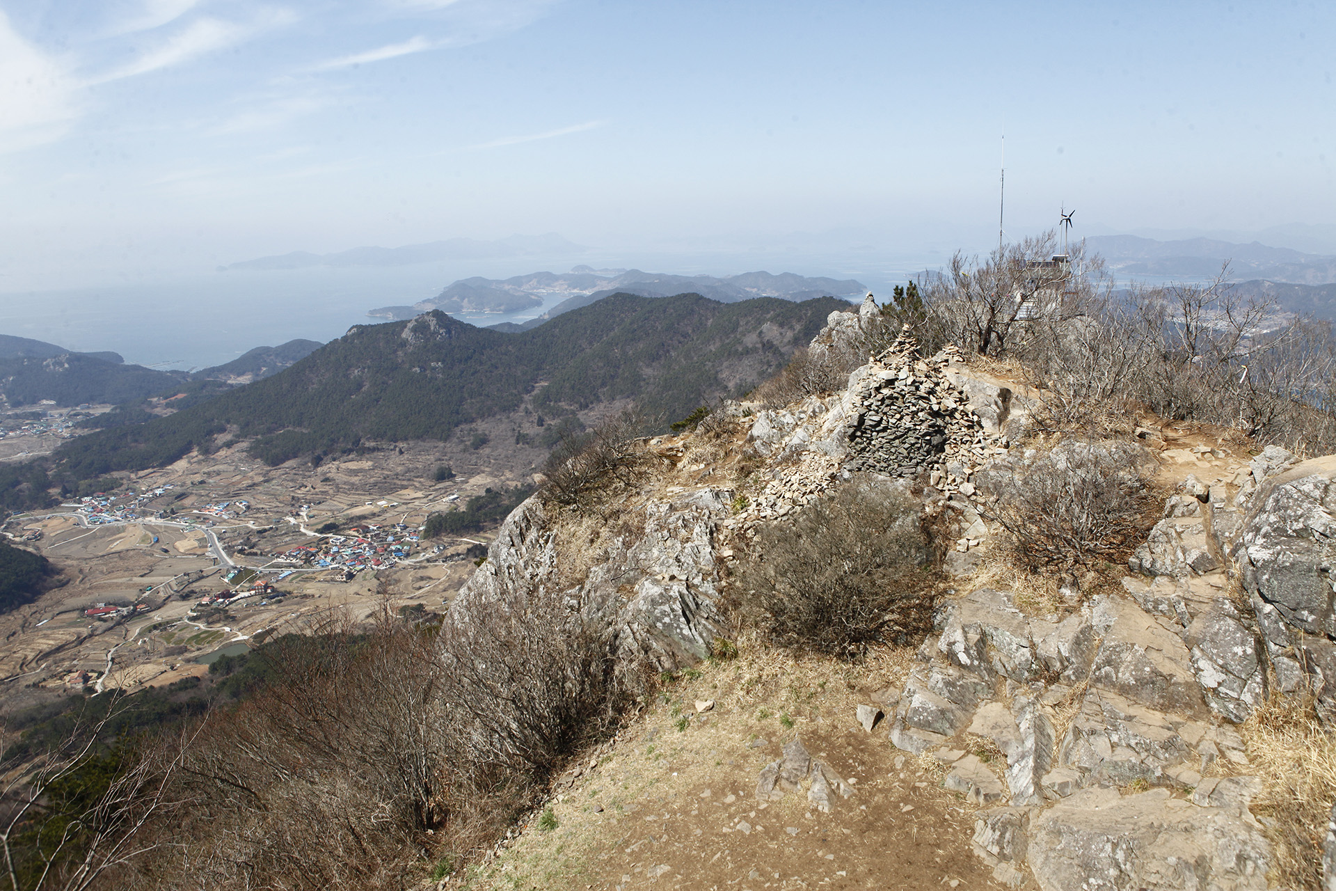미륵산