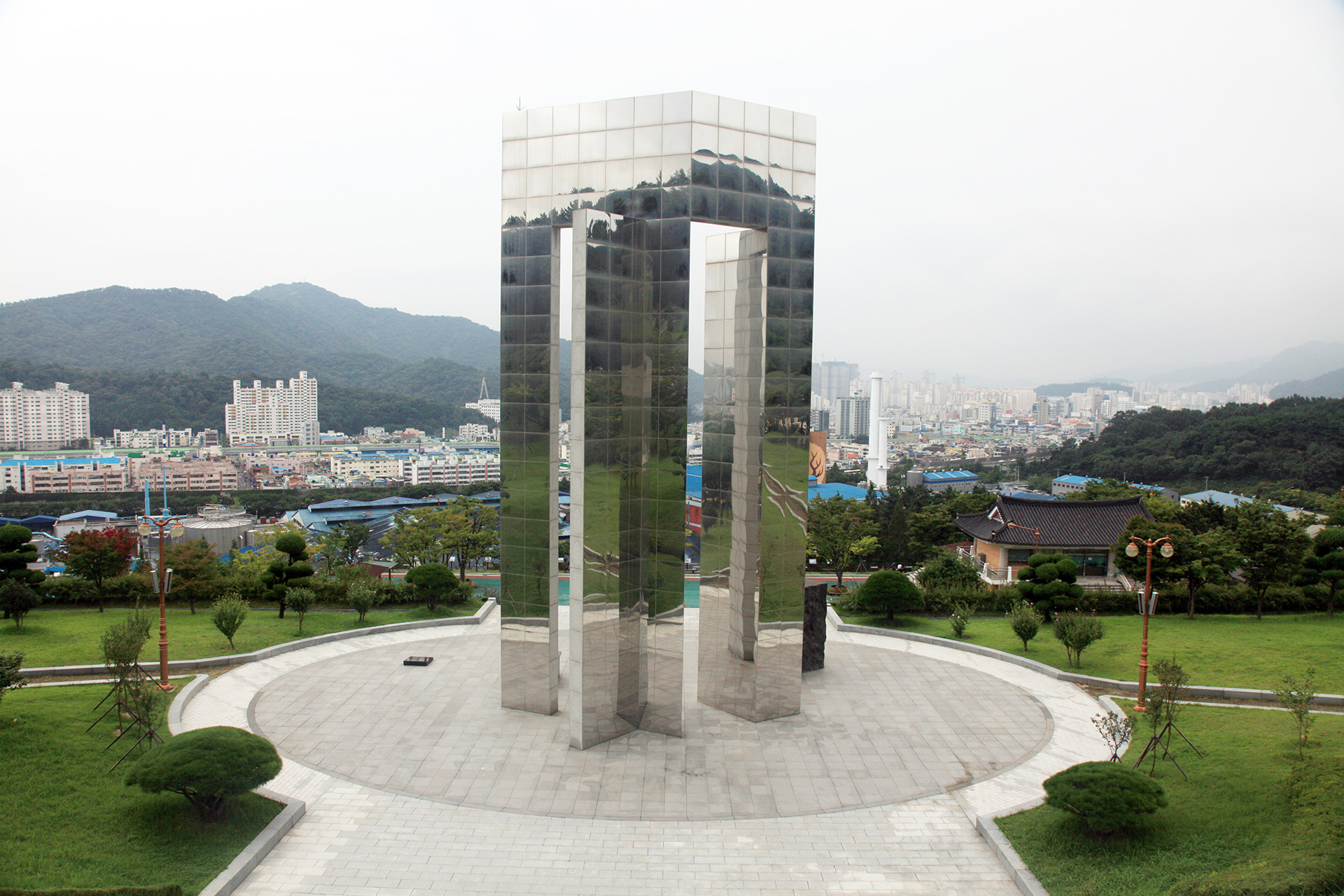 국립3.15민주묘지