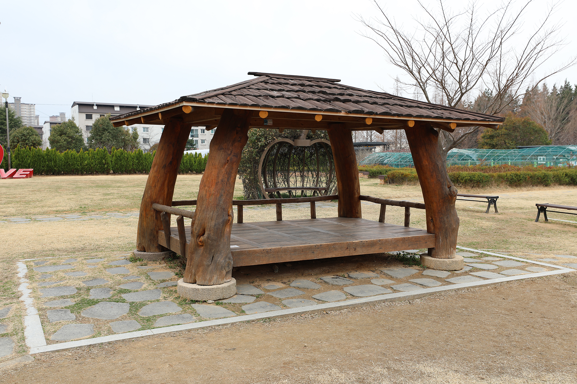 창원시 가로수길 카페거리